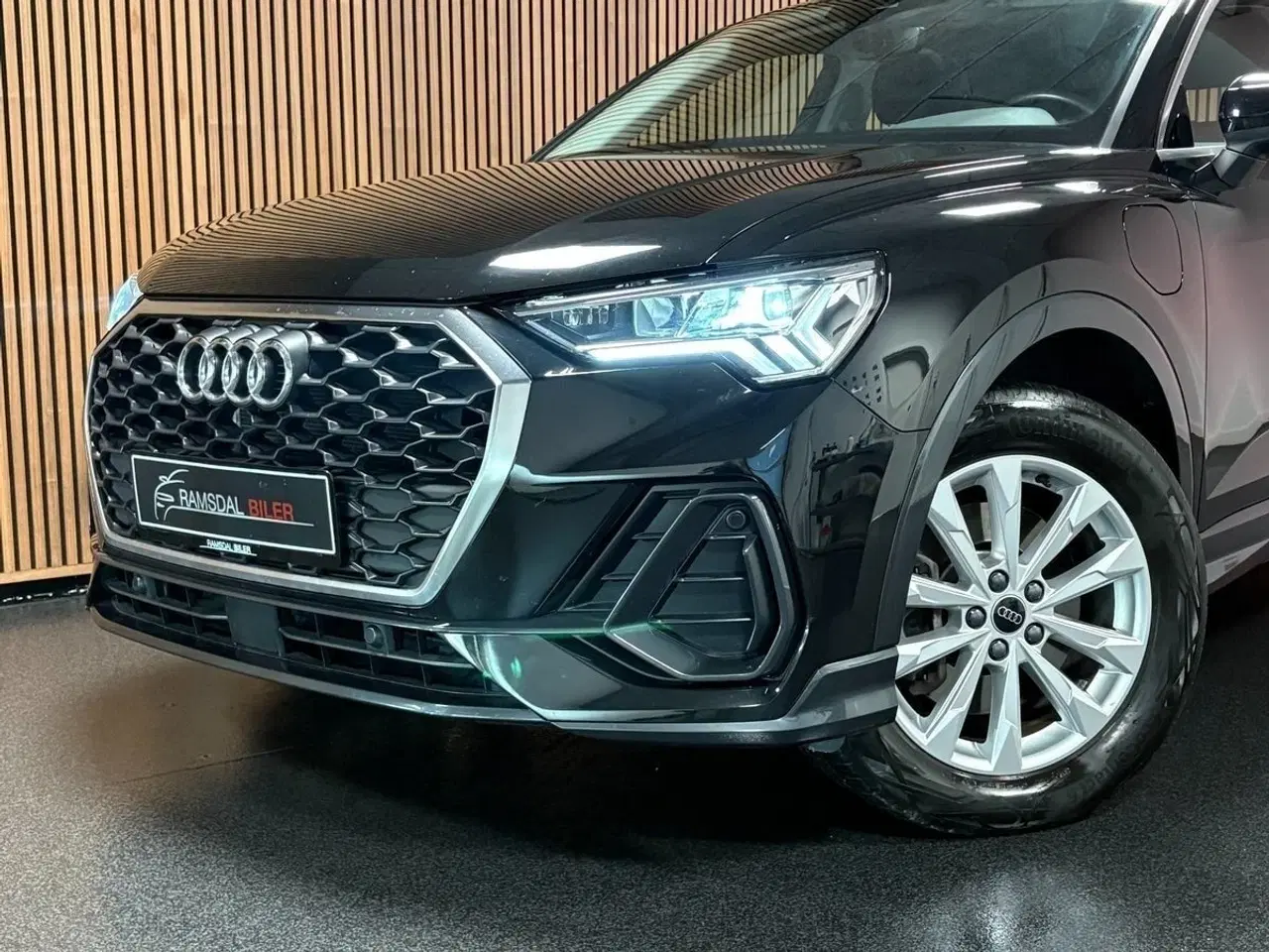 Billede 2 - Audi Q3 45 TFSi e Attitude plus Sportback S-tr.