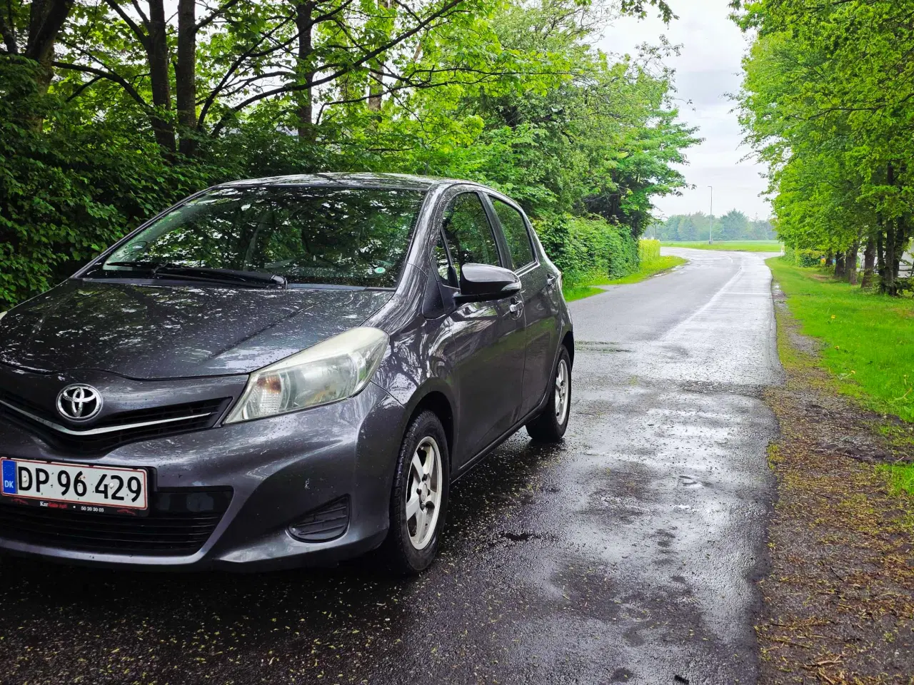 Billede 1 - Toyota Yaris 1.4 Diesel med træk 