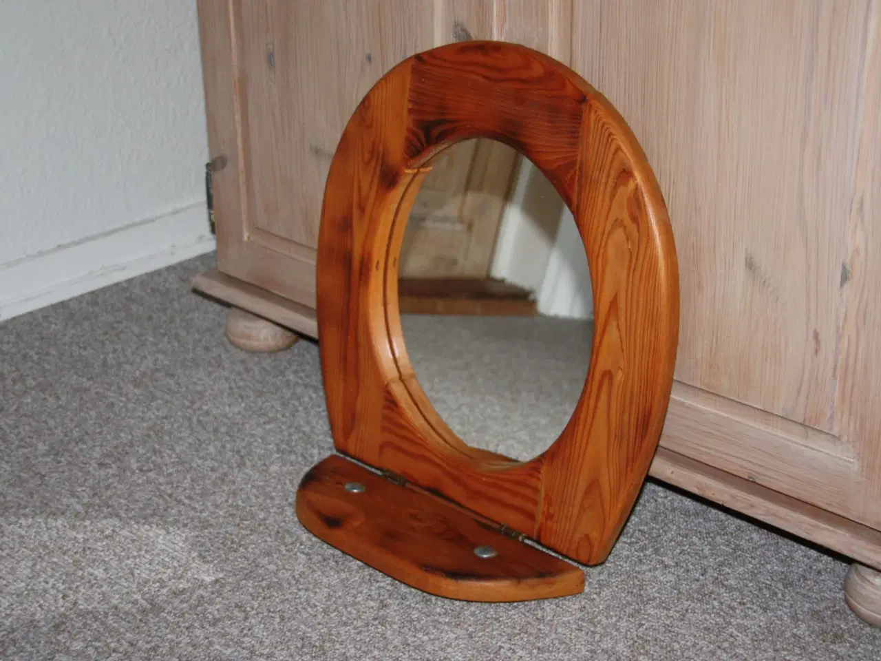 Billede 1 - Sjovt spejl som gammelt toiletbræt