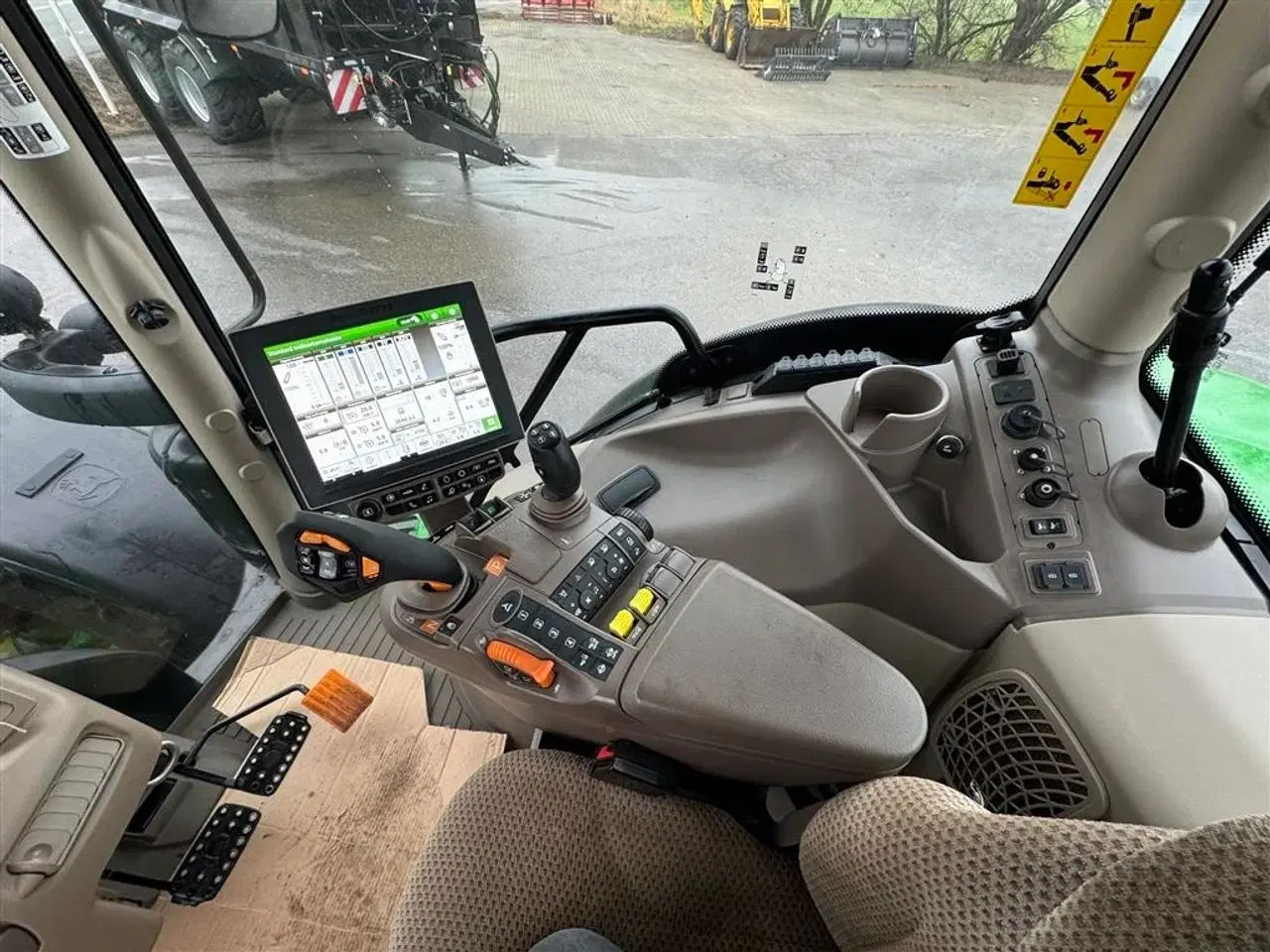 Billede 15 - John Deere 6155R KUN 3500 TIMER OG COMMANDPRO!