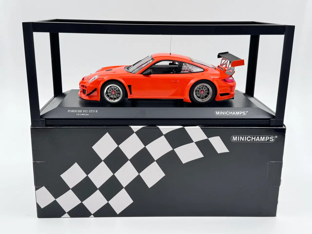 Billede 10 - 2010 Porsche 911 GT3 R Street MINICHAMPS - 1:18