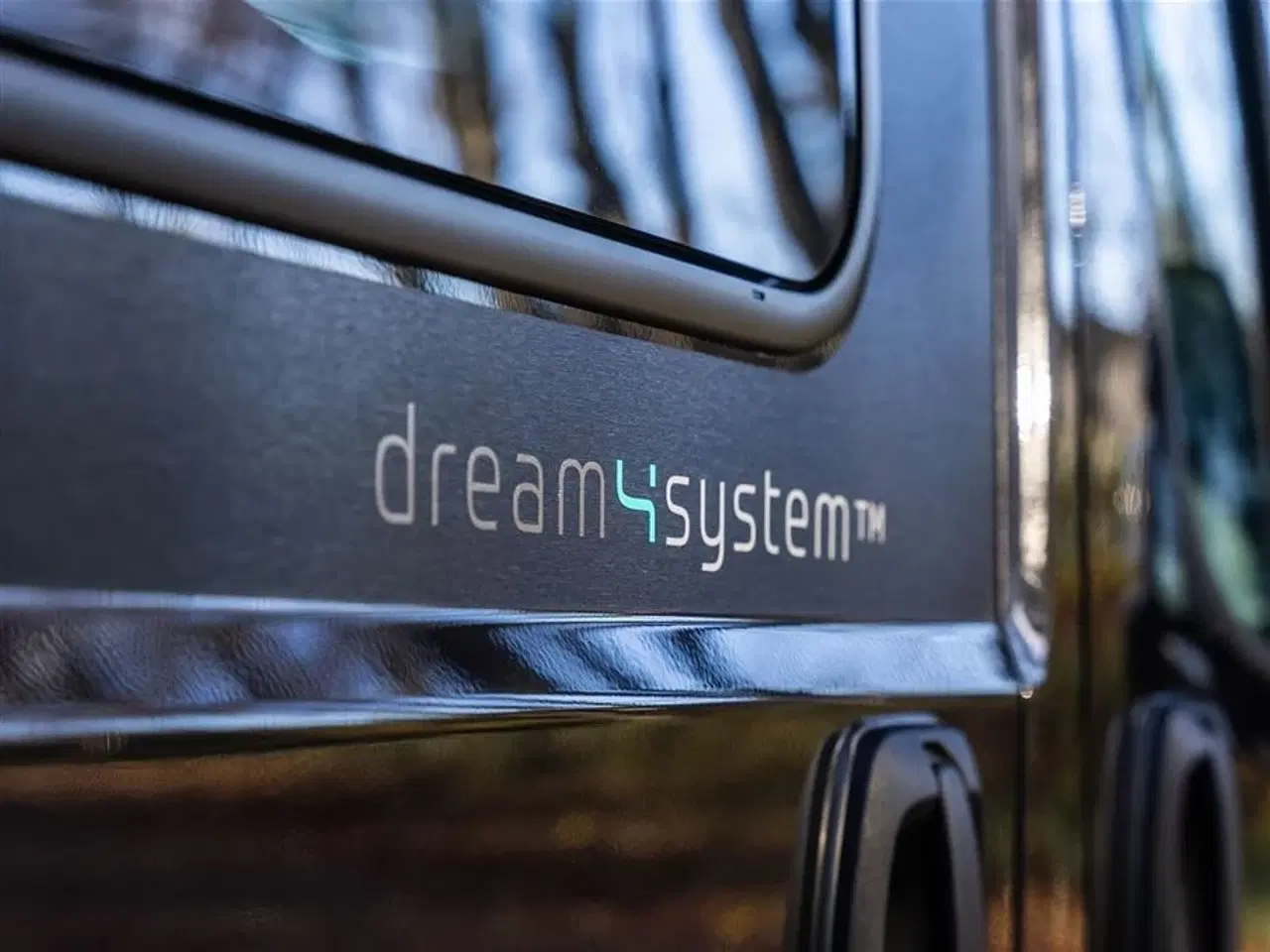 Billede 47 - 2026 - Tourne 6.4 Cruise aut. gear - Black