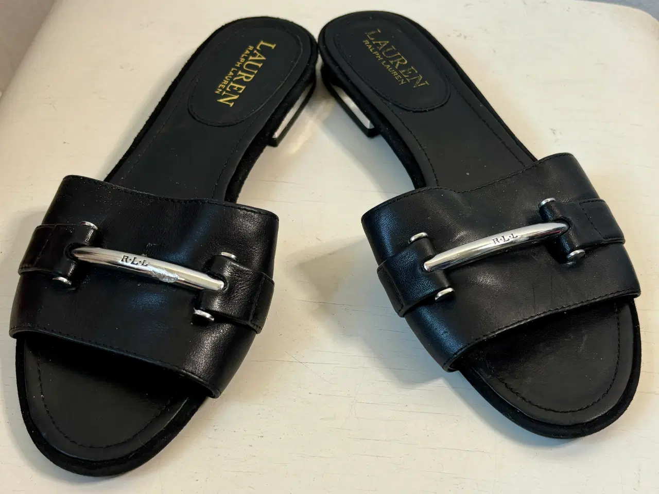 Billede 1 - Ralph Lauren, sorte sandaler i skind, str 37,5