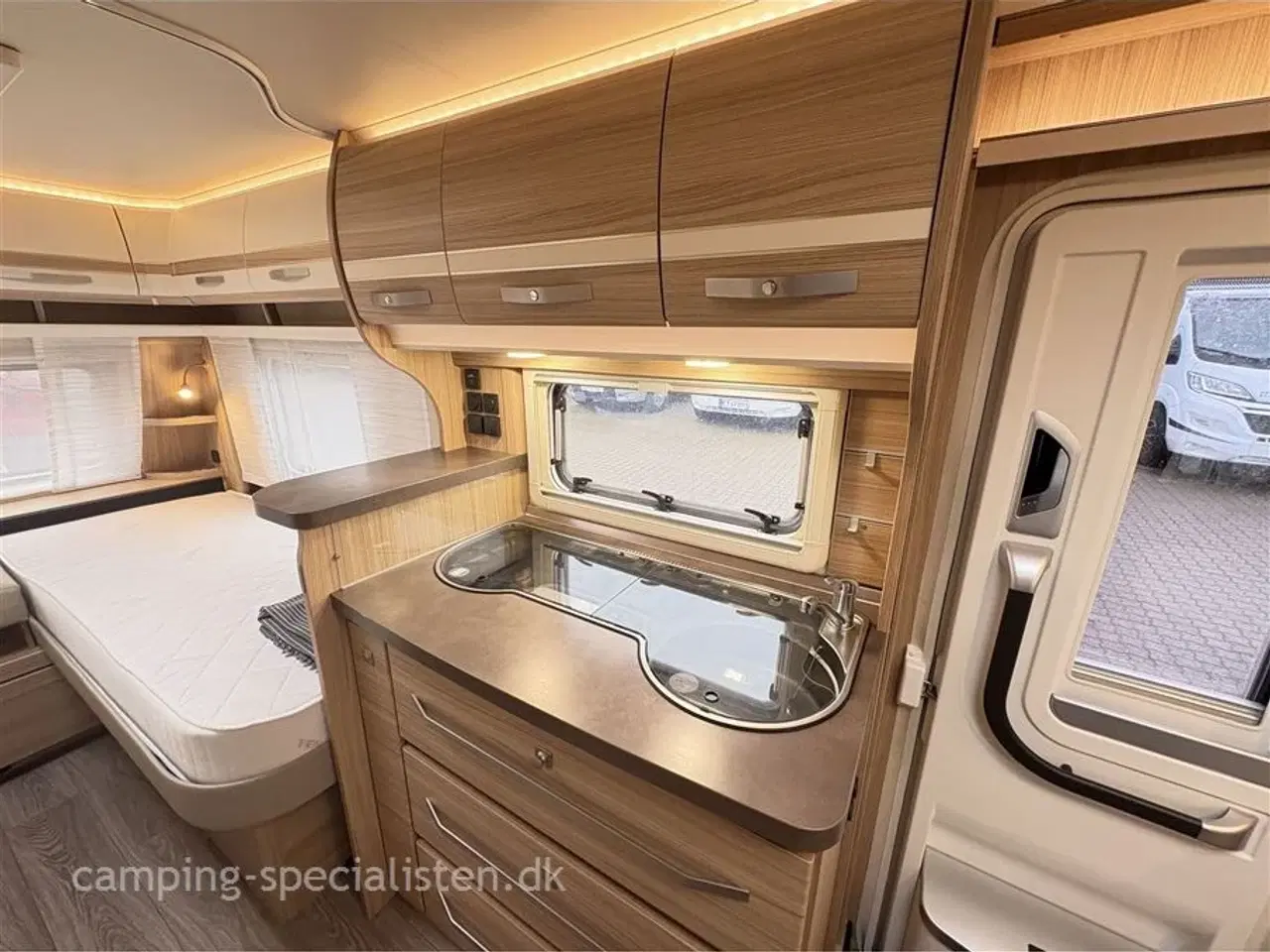 Billede 8 - 2020 - Fendt Bianco Activ 465 SGE   Pæn og velholdt Fendt Bianco Activ 465 SGE fra 2020 - Kan nu opleves hos Camping-Specialisten i Silkeborg