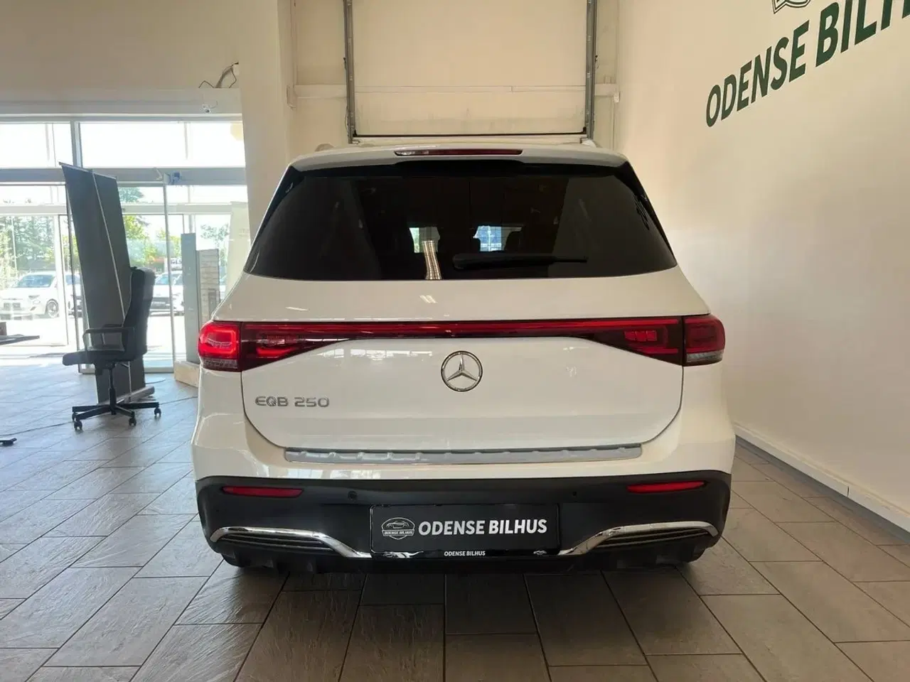 Billede 4 - Mercedes EQB250  AMG Line
