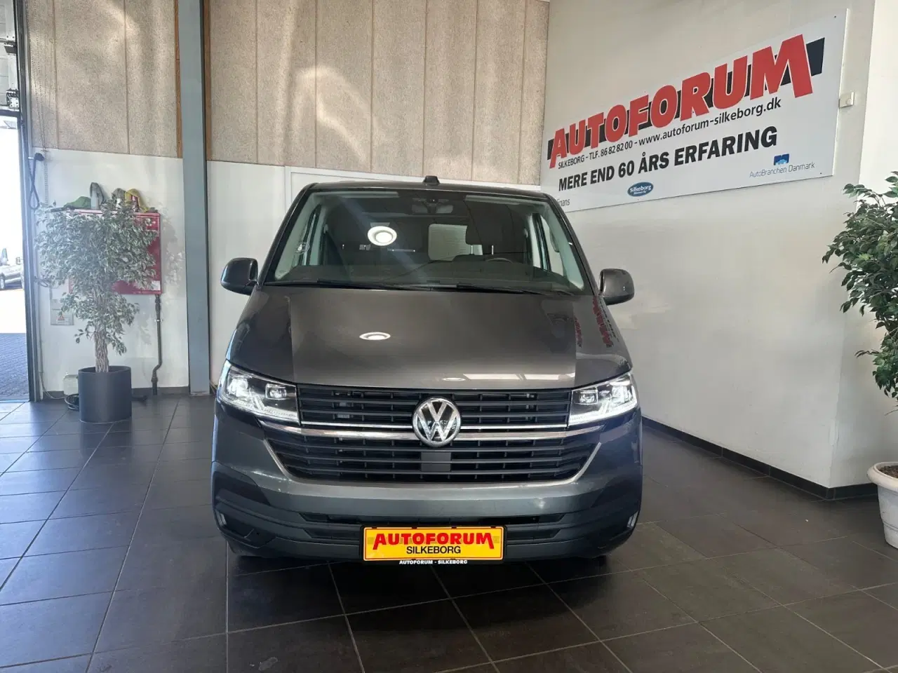 Billede 2 - VW Transporter 2,0 TDi 204 Kassevogn DSG kort