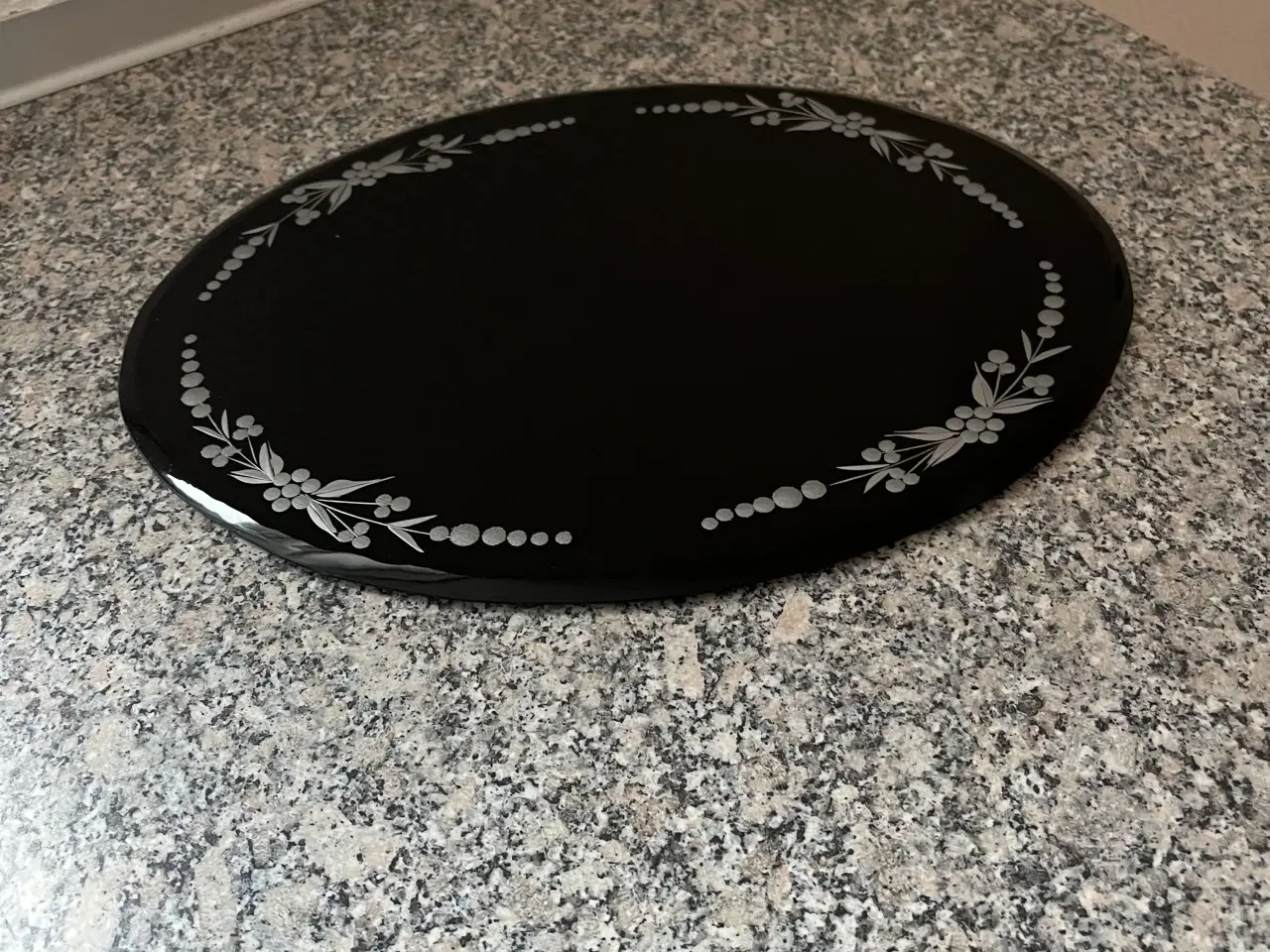 Billede 1 - Fin ting til og pynte på 