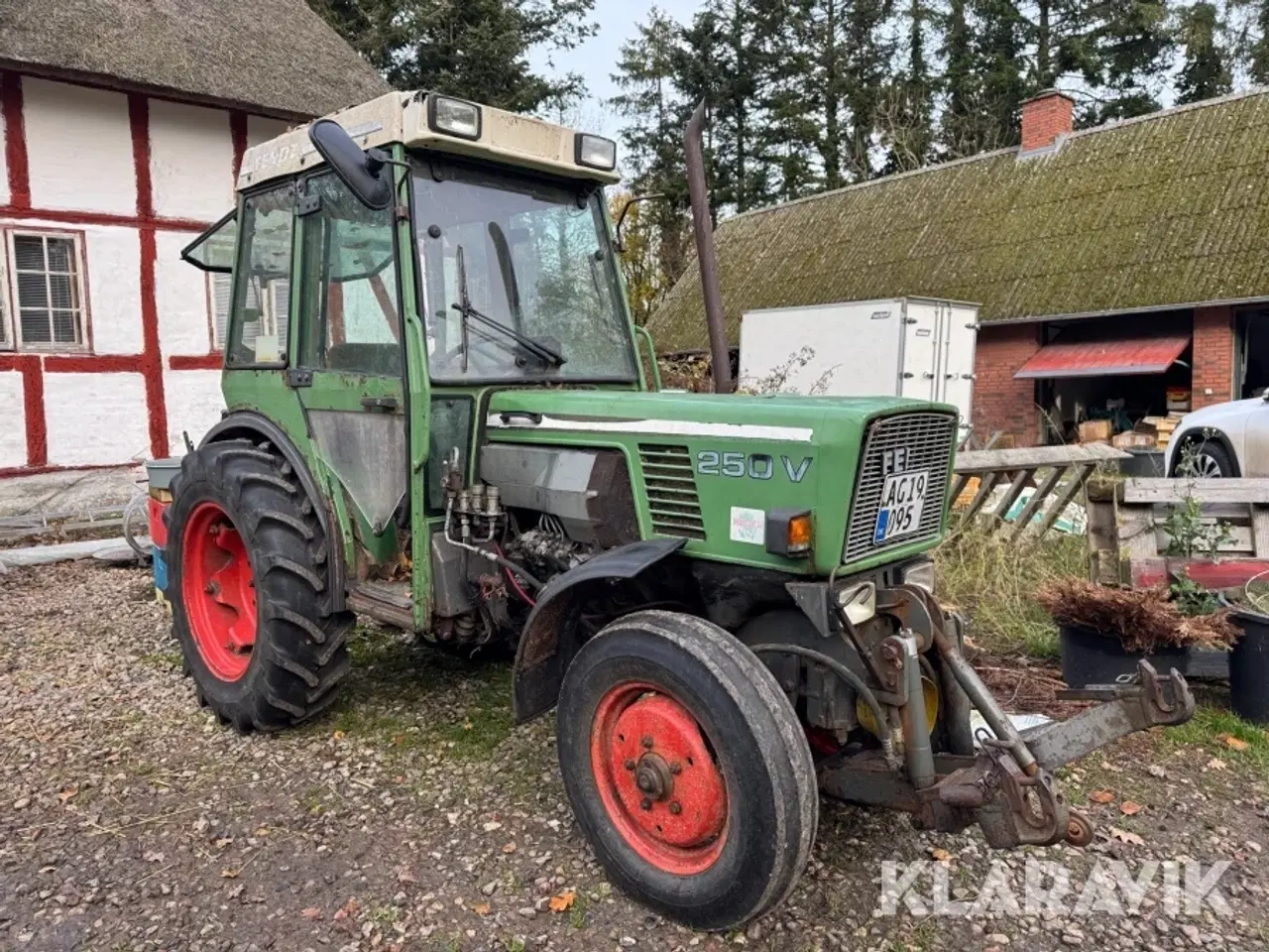 Billede 2 - Traktor Fendt Farmer 250 V