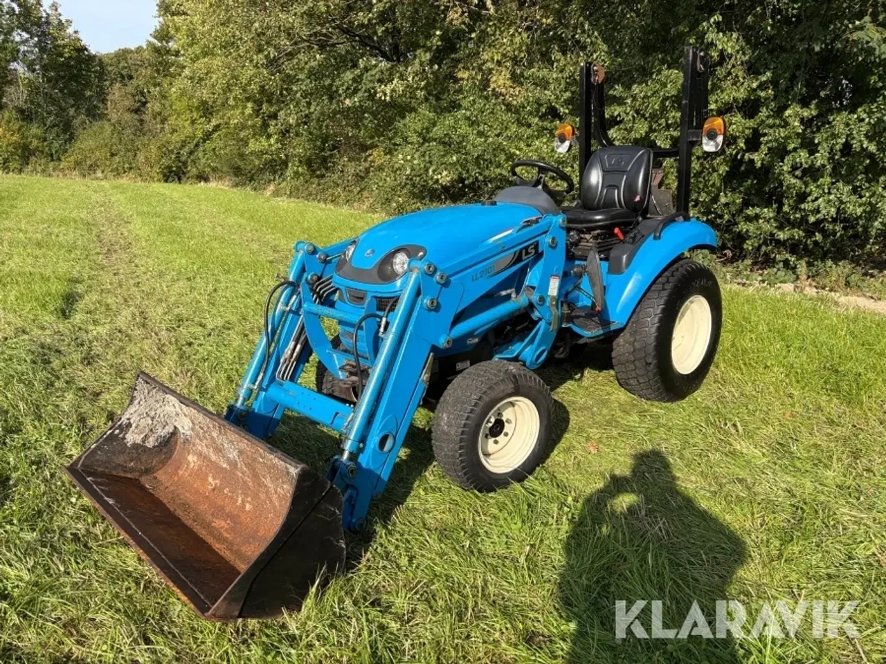 Billede 1 - Traktor LS J27HST med frontlæsser