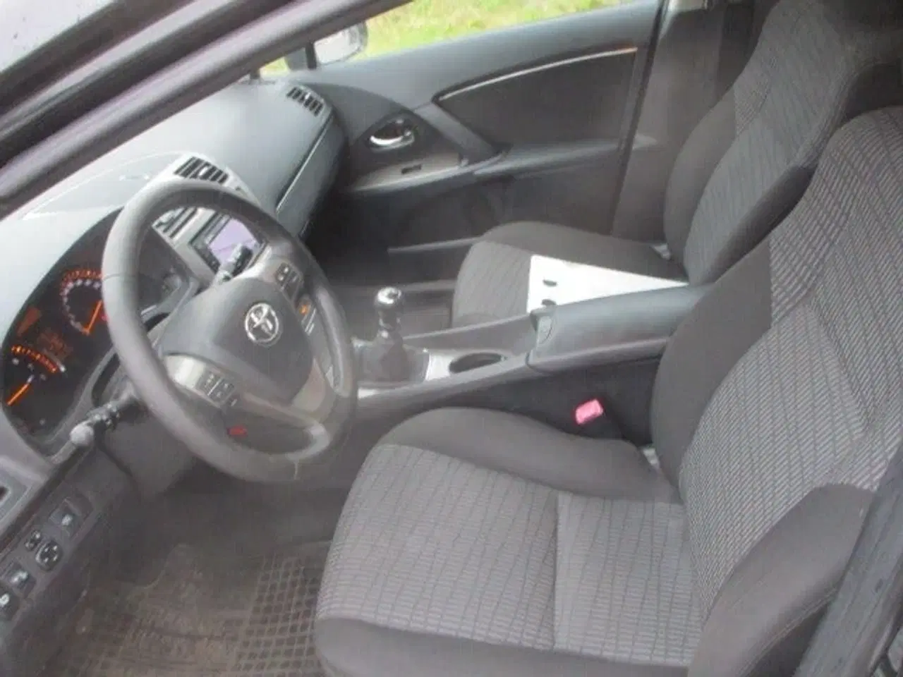 Billede 8 - Toyota Avensis 1,8 VVT-i T1 stc.