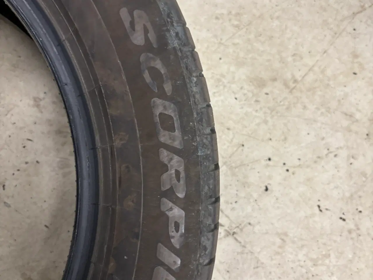Billede 3 - Pirelli sommerdæk 235/55r19