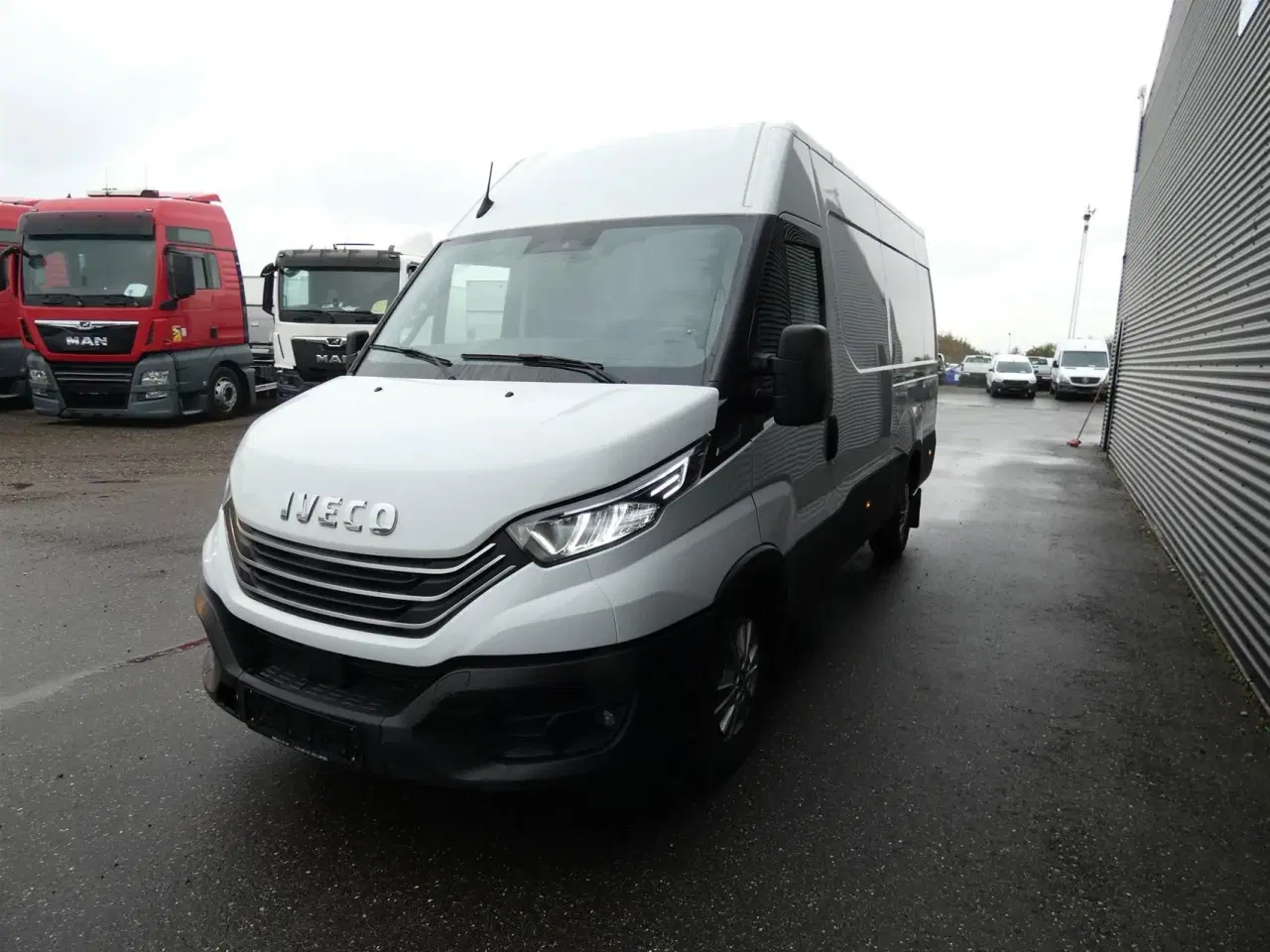 Billede 4 - Iveco Daily 35S18 12m3 3,0 D Forza+ A8 V 176HK Van 8g Aut.