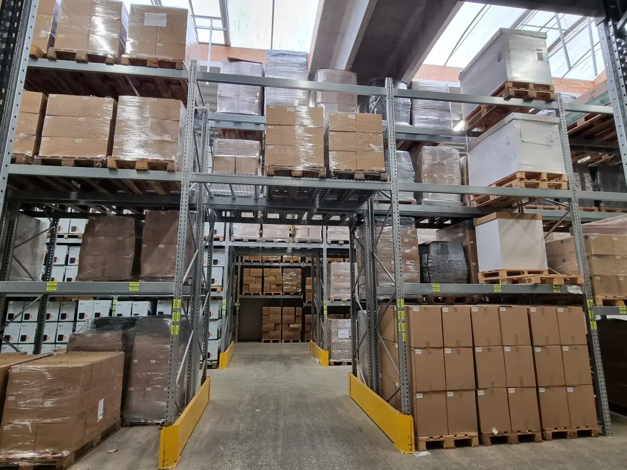 Billede 6 - Lager med kontor