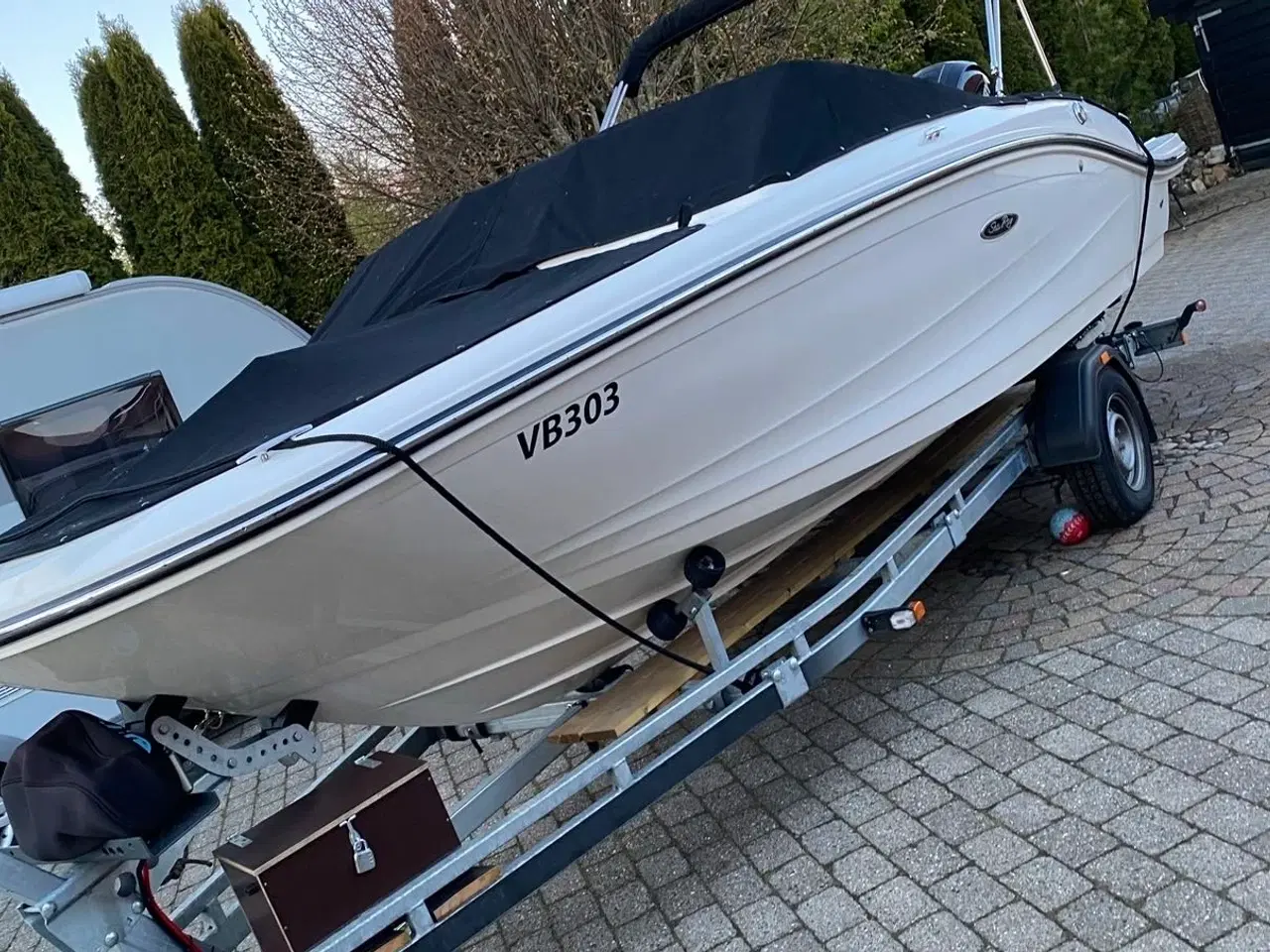 Billede 10 - Sea Ray 190 SPX OB med 150 hk Mercury