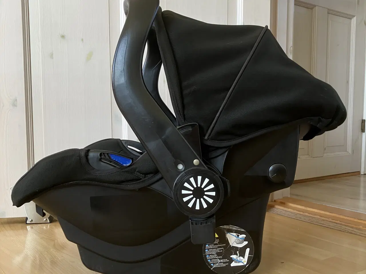 Billede 1 - Brio Primo infant carrier.  
