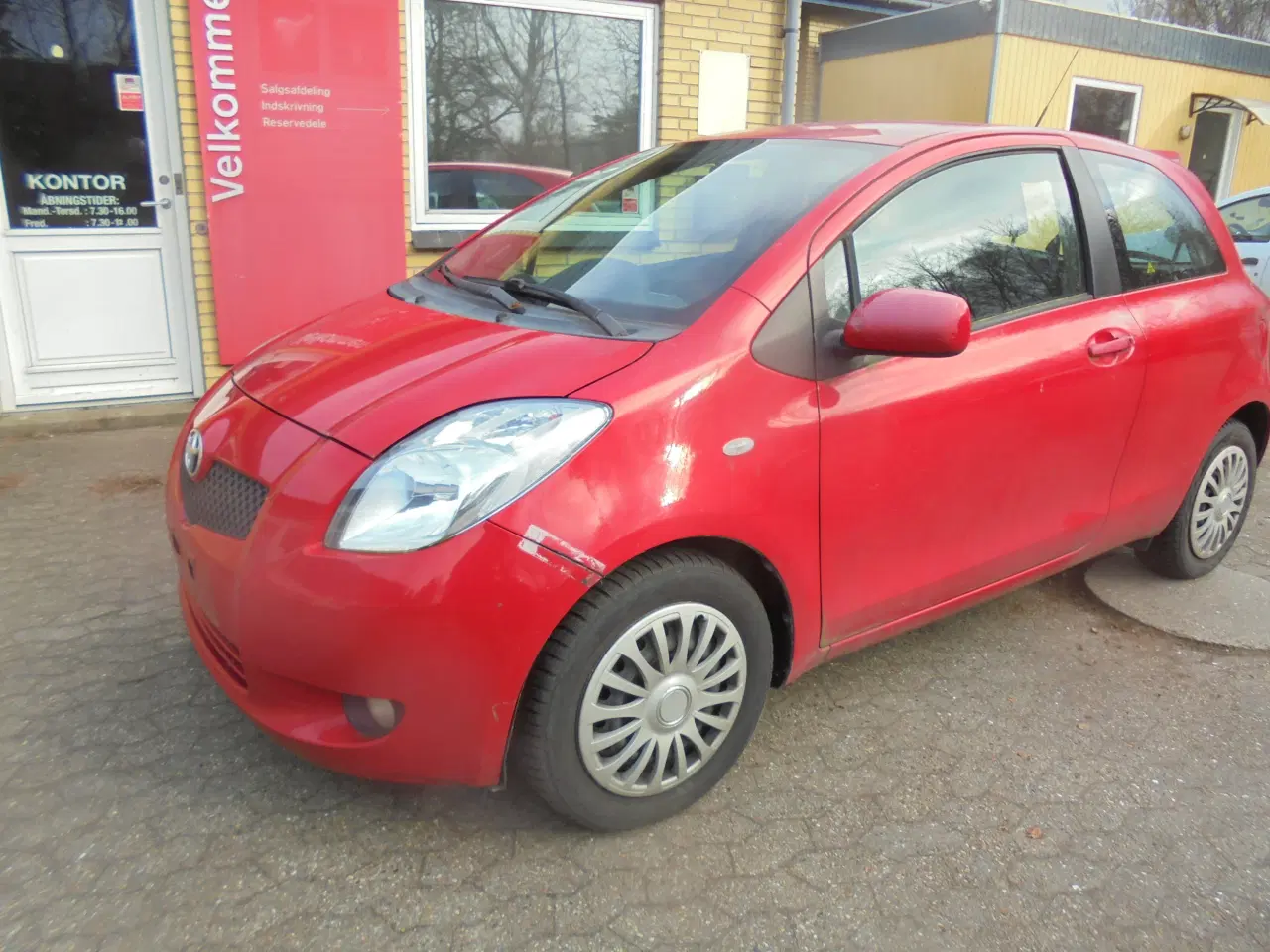 Billede 1 - toyota yaris 1,3