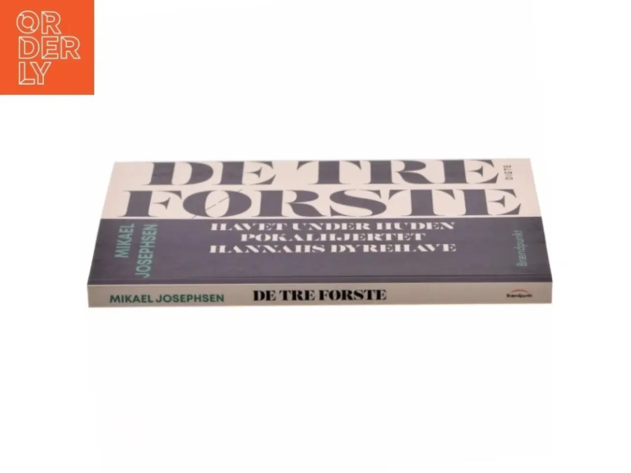 Billede 2 - De tre første : Havet under huden, Pokalhjertet, Hannahs dyrehave : digte af Mikael P. Josephsen (Bog)