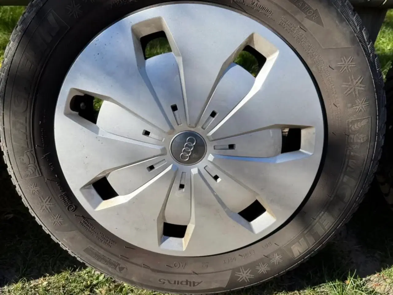 Billede 4 - Michelin Alpin vinterdæk med fælge 205/60 R16