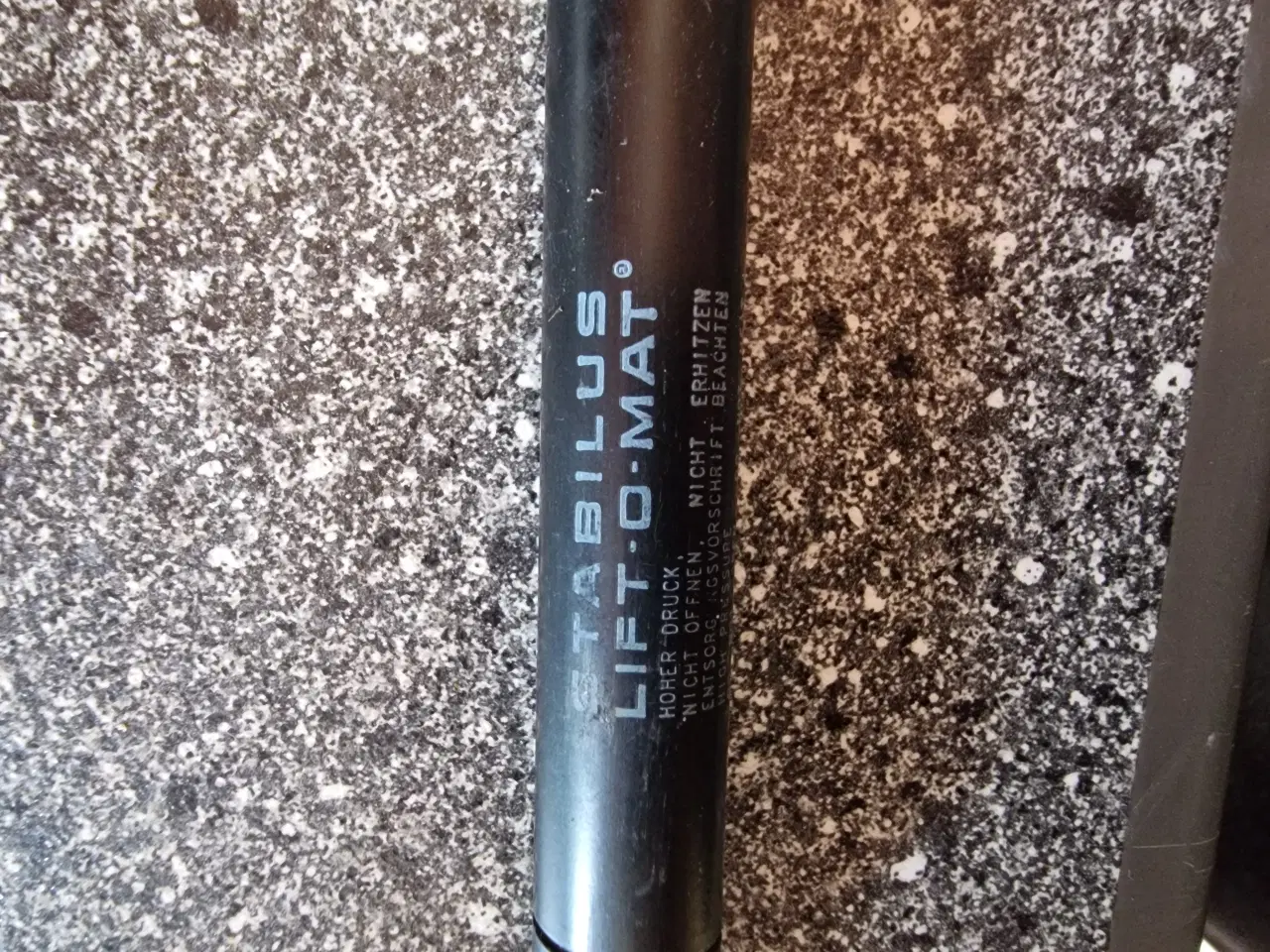 Billede 1 - Stort parti Stabilus Lift-O-Mat gasfjedre 