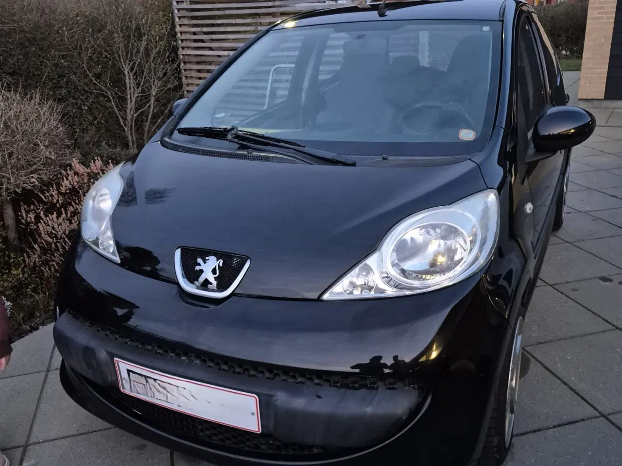 Billede 6 - Økonomisk og velkørende bil sælges LAV KM!