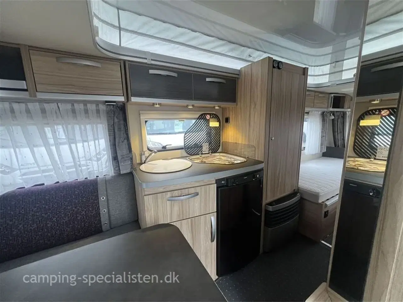Billede 10 - 2018 - Hymer Feeling 470   2018 Hymer Feeling 470 m. hævetag - se den nu hos Camping-Specialisten.dk