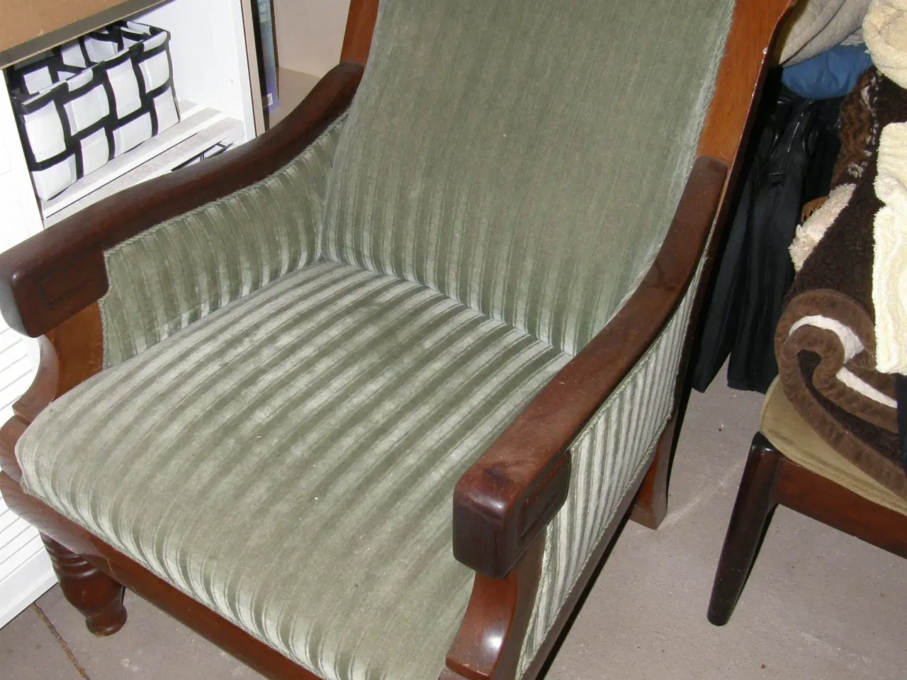 Billede 1 - Pæn gammel lænestol
