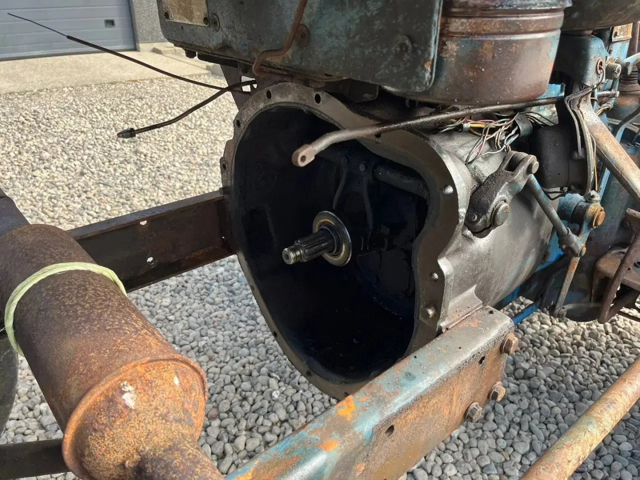 Billede 5 - Fordson Major Motoren mangler, men mange god dele.