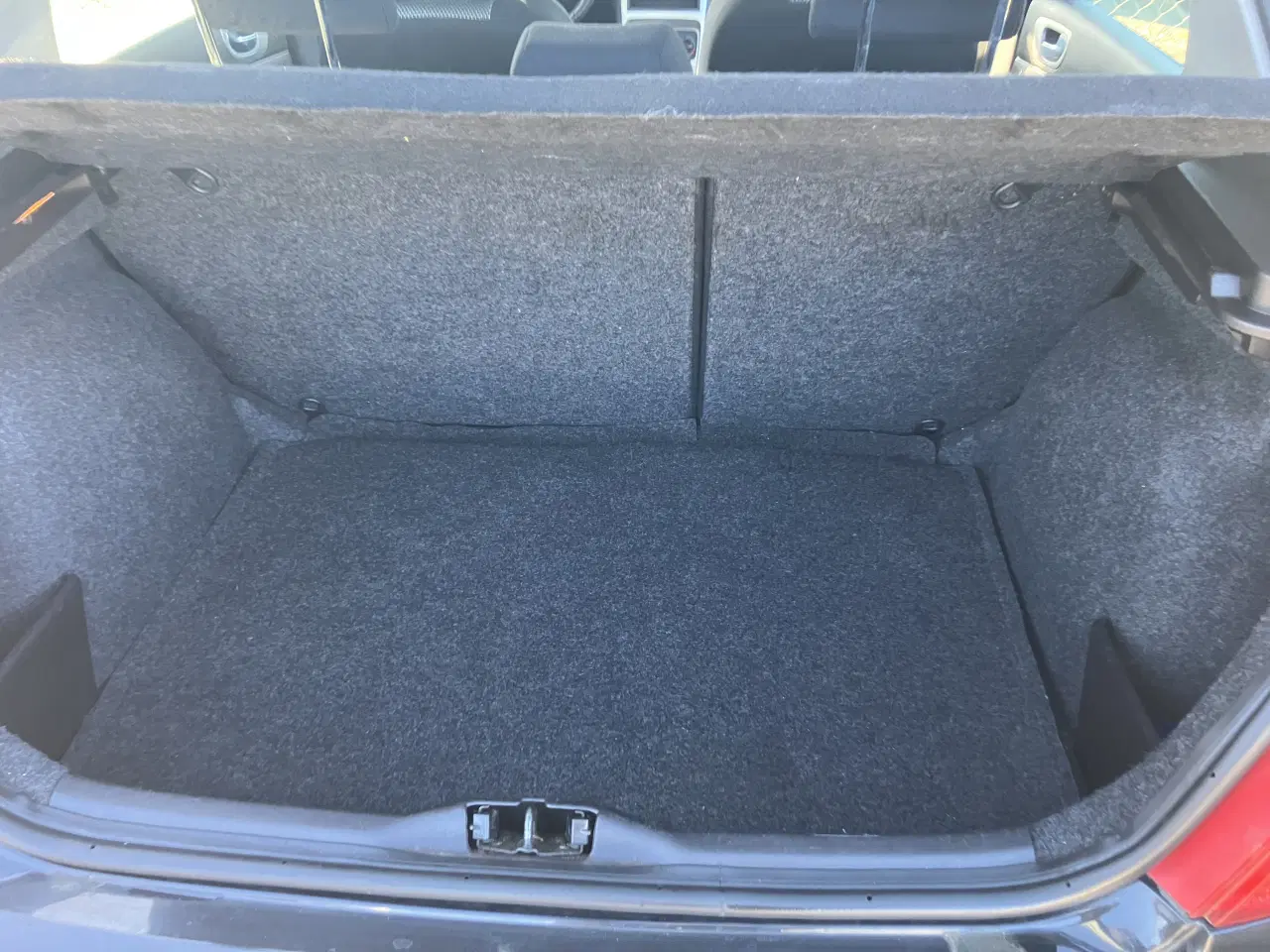 Billede 7 - Velholdt Peugeot 307 og pæn bil 