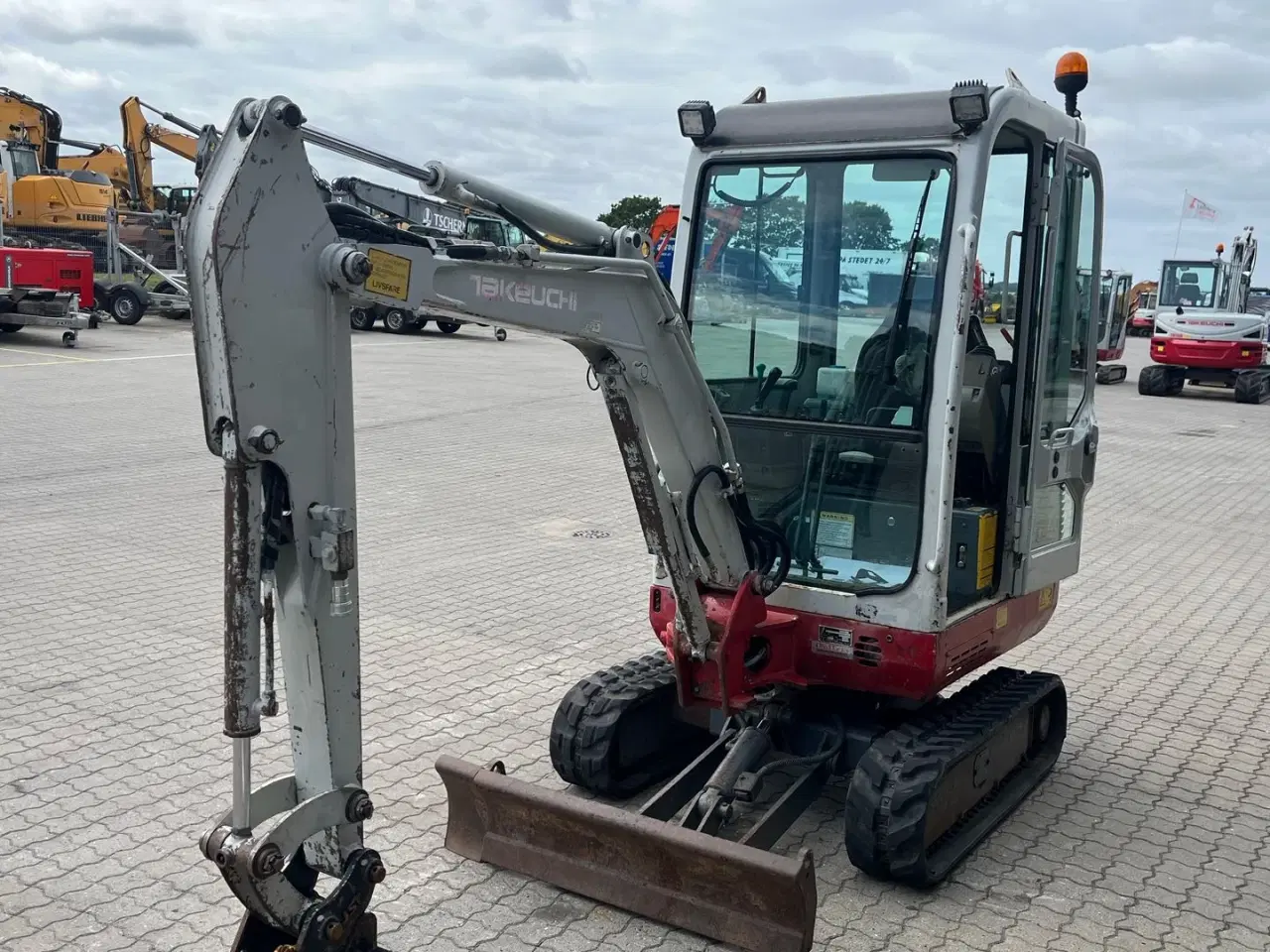 Billede 4 - Takeuchi TB016 halvautomatisk hurtigskifte
