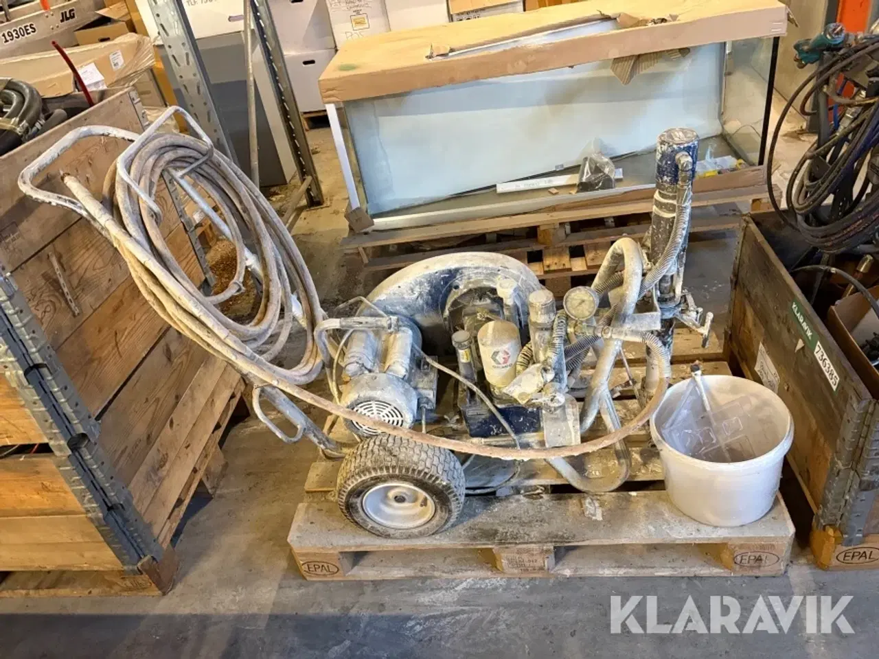 Billede 2 - Malerudstyr - 2 paller