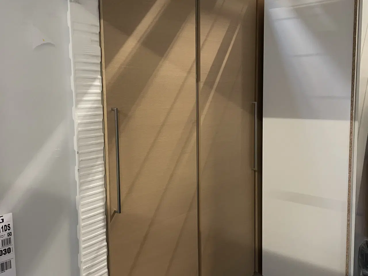 Billede 1 - Højskab med sokkel