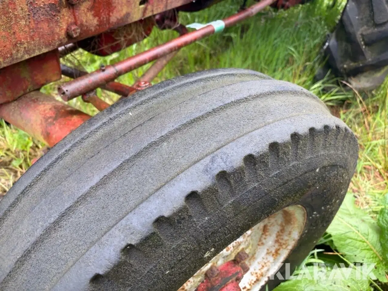 Billede 12 - Traktor McCormick International B-450