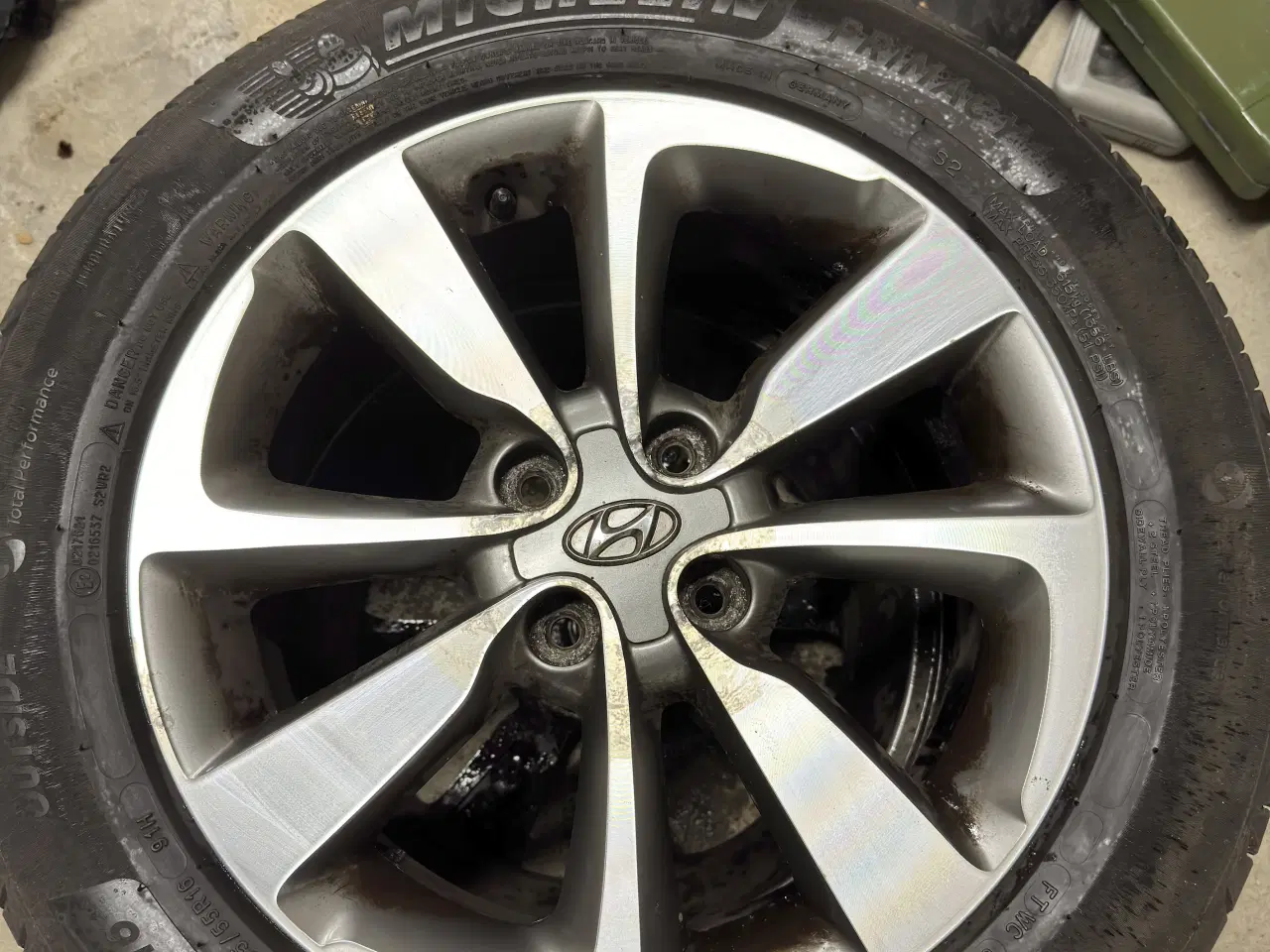 Billede 7 - Alufælge 16" Originale Hyundai m. Michelin dæk