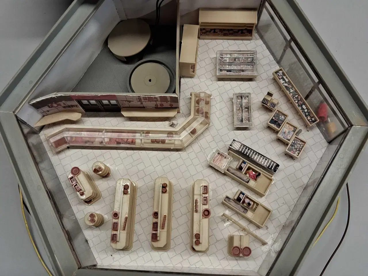 Billede 2 - Supermarked Kibri med lys H0