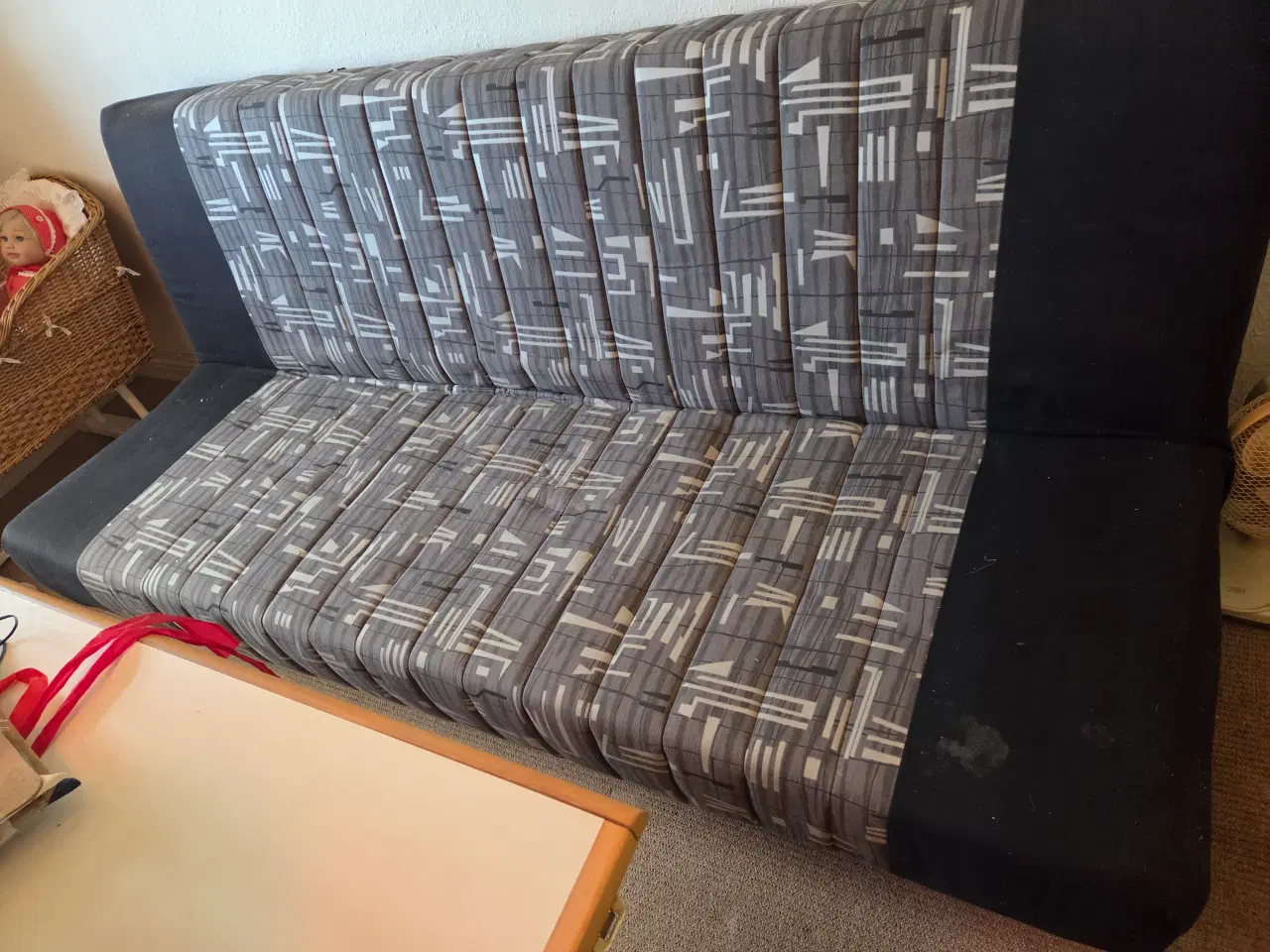 Billede 2 - Sovesofa billig. FLYTTESALG.
