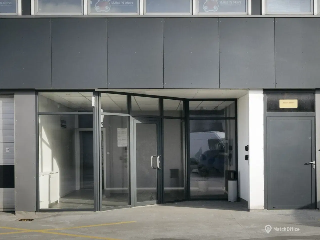 Billede 4 - Giv din virksomhed luft under vingerne på Fuglebækvej  - Nyd dit nye kontors adgang til parkering og særlige fordele 
