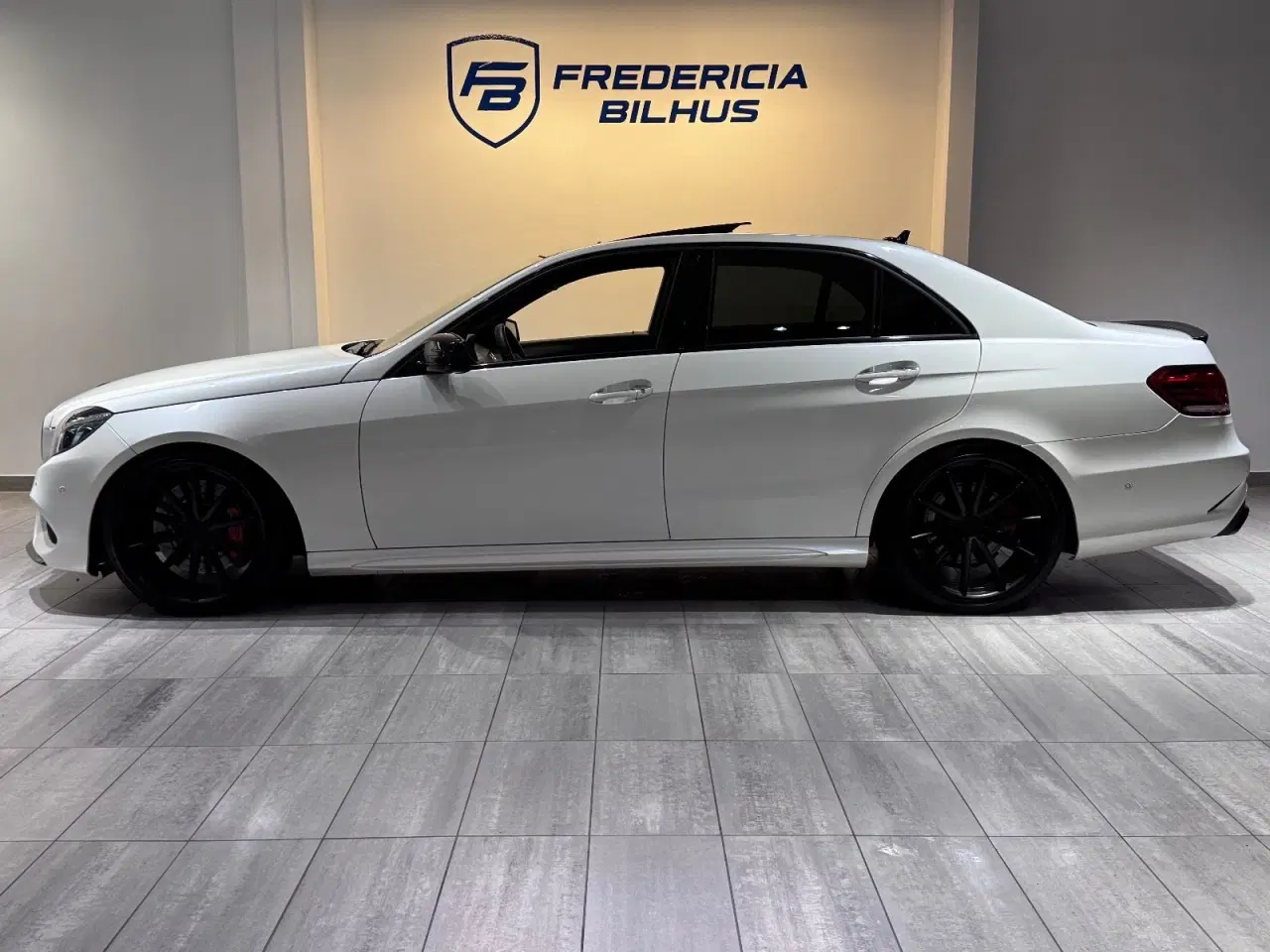 Billede 4 - Mercedes E500 4,7 AMG Line aut. 4Matic