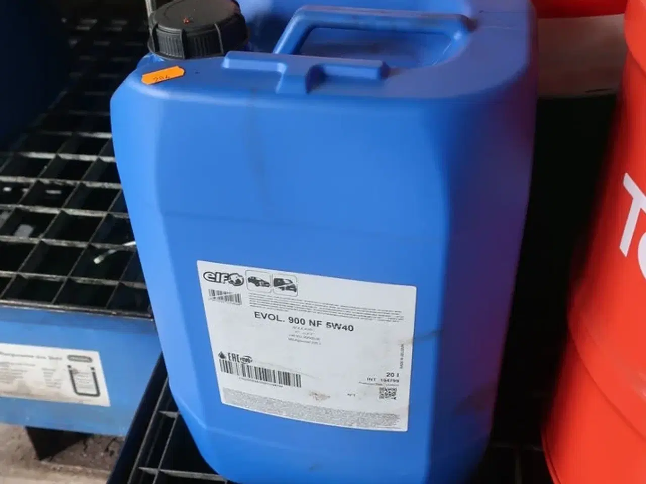 Billede 4 - Ca. 10 liter motorolie