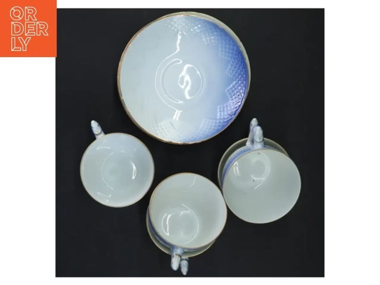 Billede 2 - Mågestel 5 Blå og hvide kaffekopper og tallerkener fra Bing & Grøndahl (str. 6x9,5&ø13,5 cm)