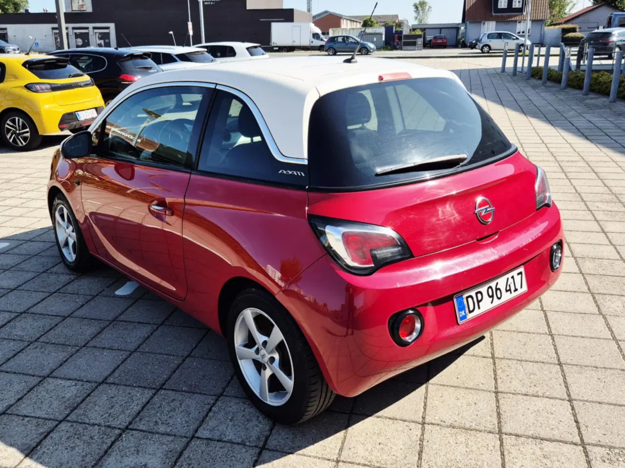 Billede 2 - Opel Adam frisk Nysynet Dks bililigeste pæn og vel