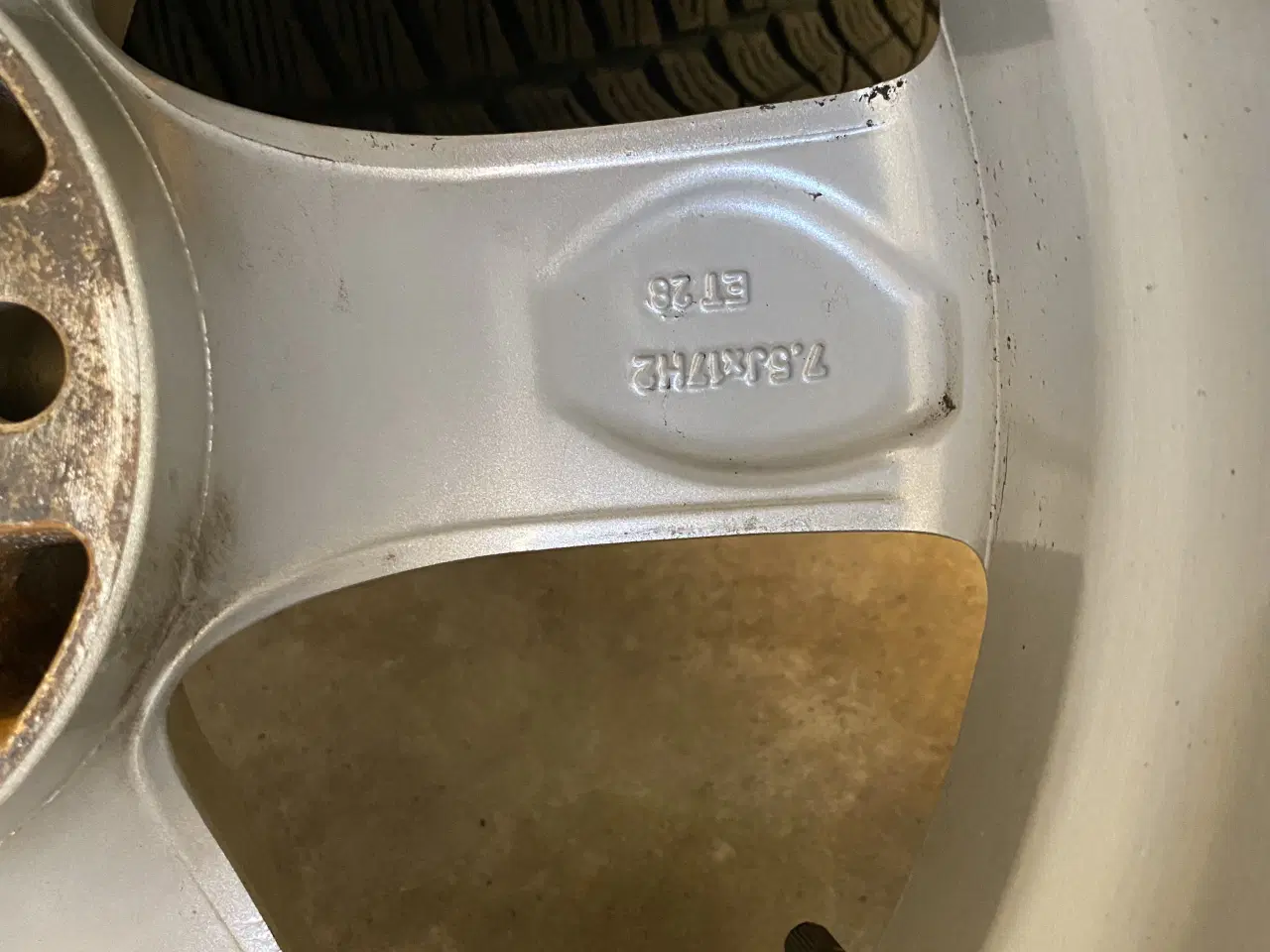 Billede 2 - Vinterdæk med alu-fælge Audi A5