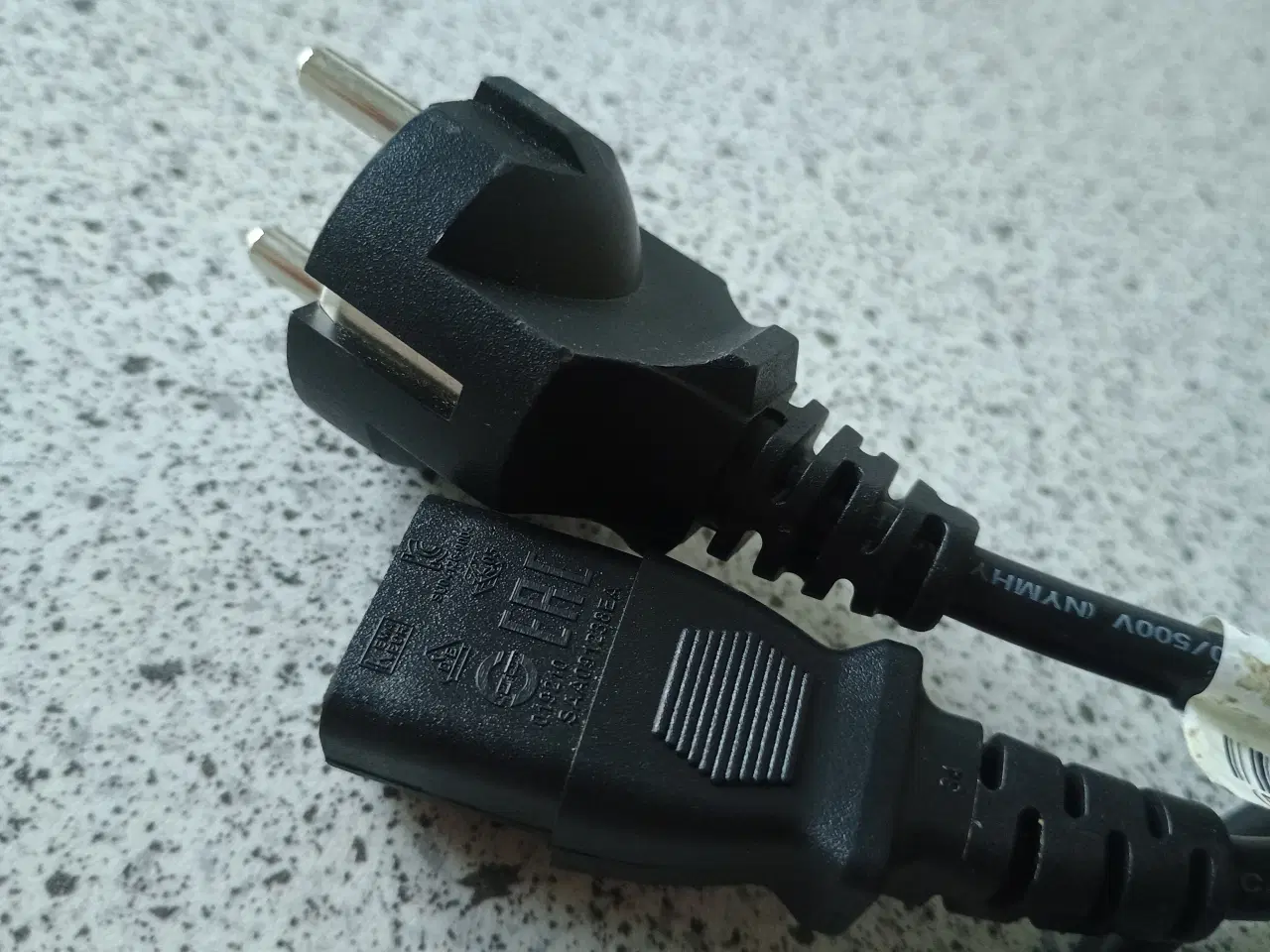 Billede 6 - Kabler til bærbar pc, aldrig brugt 