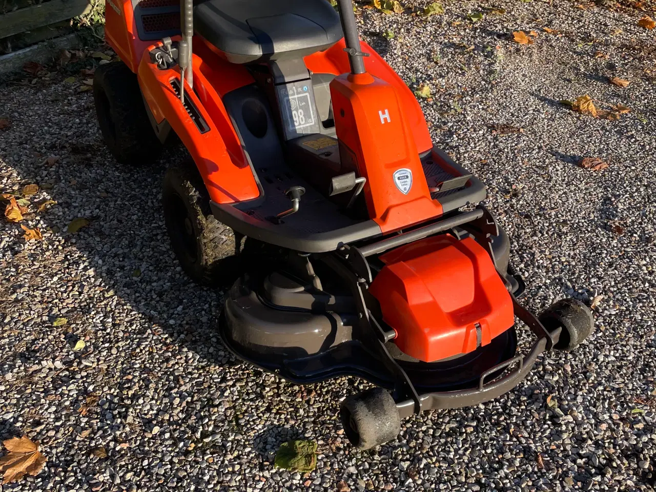 Billede 2 - Husqvaena havetraktor
