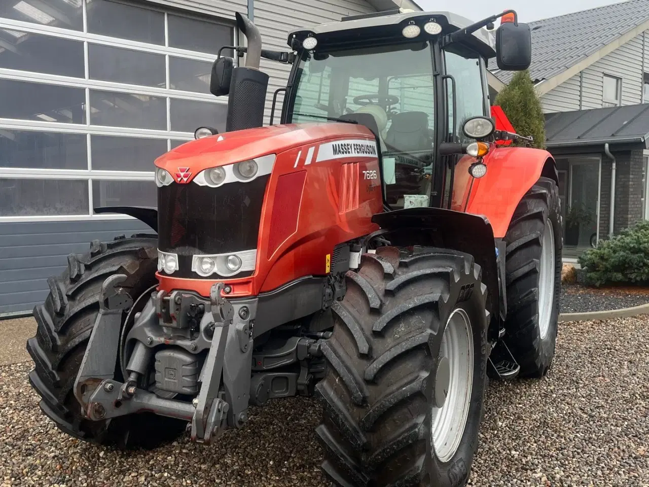 Billede 12 - Massey Ferguson 7626 Dyna 6 Med frontlift og Special Metallic lak