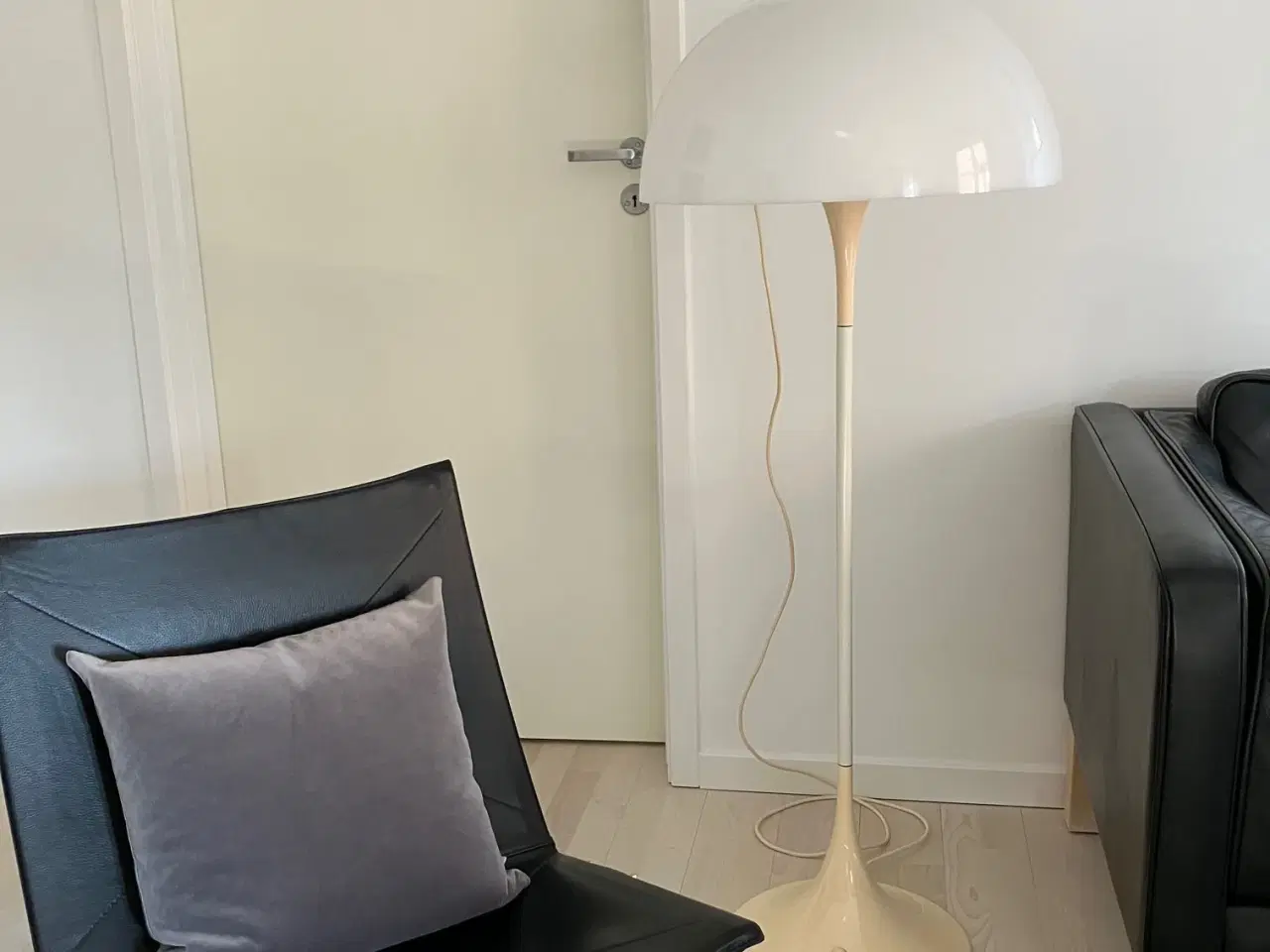 Billede 1 - Original Panthella gulvlampe