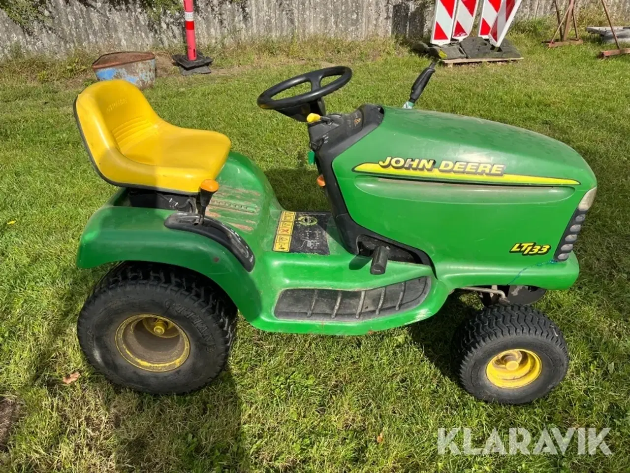 Billede 7 - Græsslåmaskine John Deere LT133