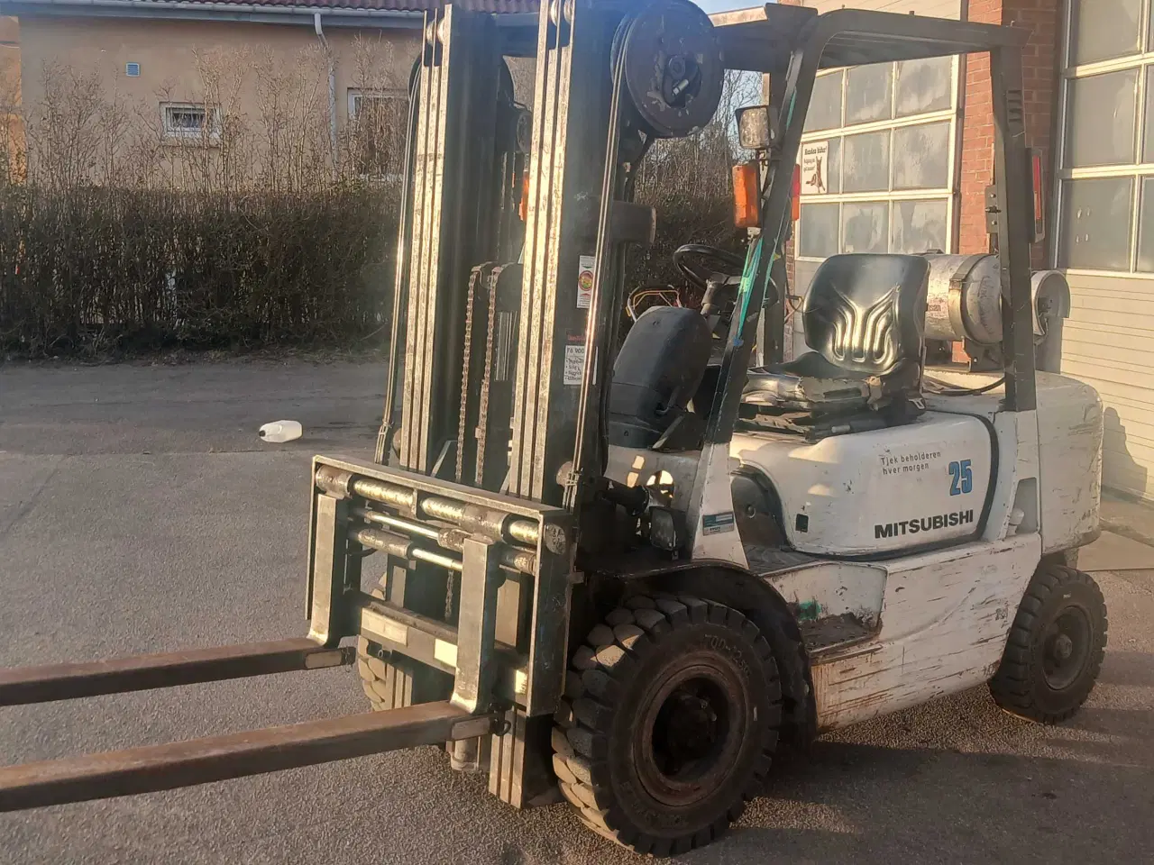 Billede 1 - Mitsubishi 2.5 T Gas truck 