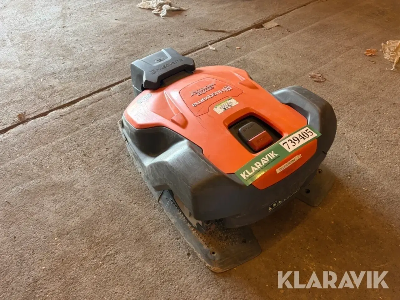 Billede 3 - Robot plæneklipper Husqvarna 550 med ladestation