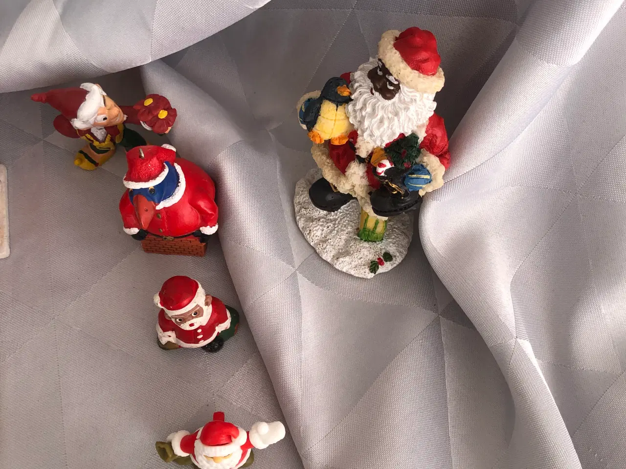 Billede 17 - Blandede julepynt med slid, fejl og mangler