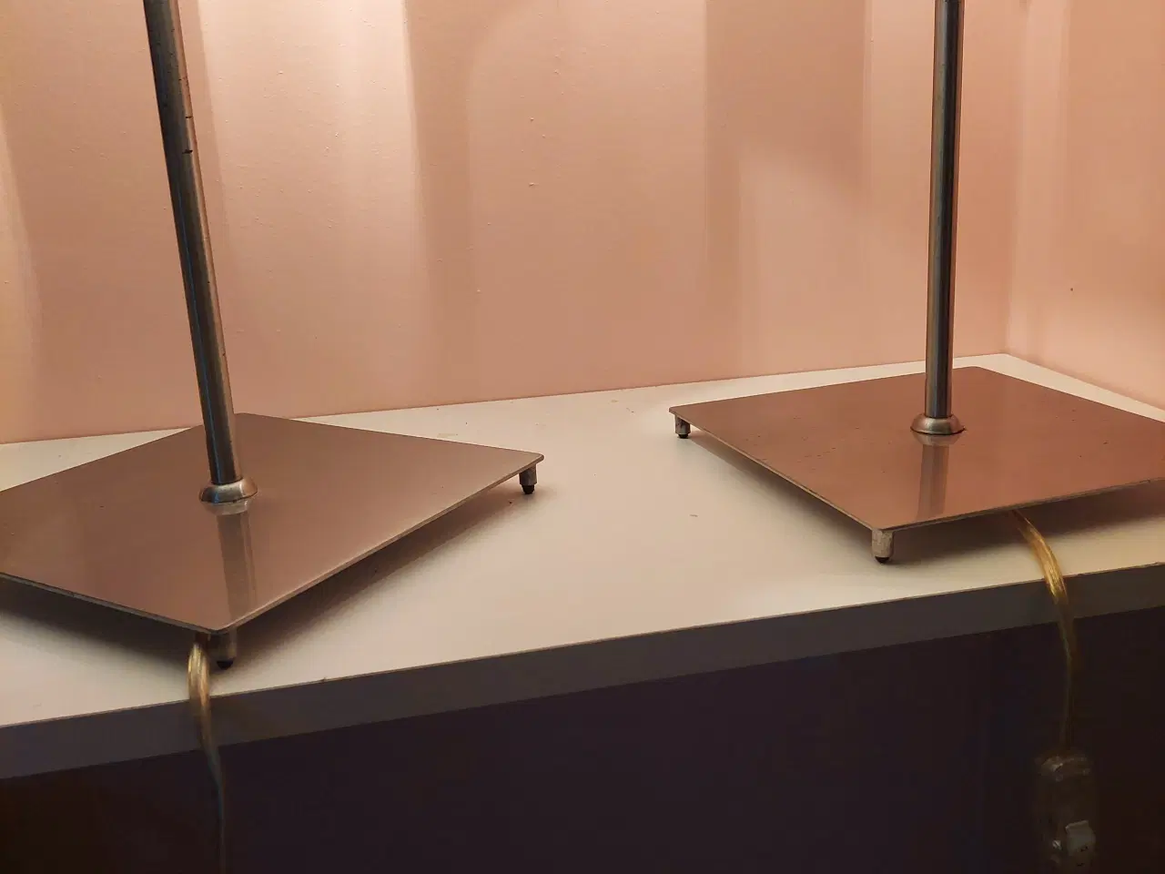 Billede 2 -  2 stk. Bordlampe i metal